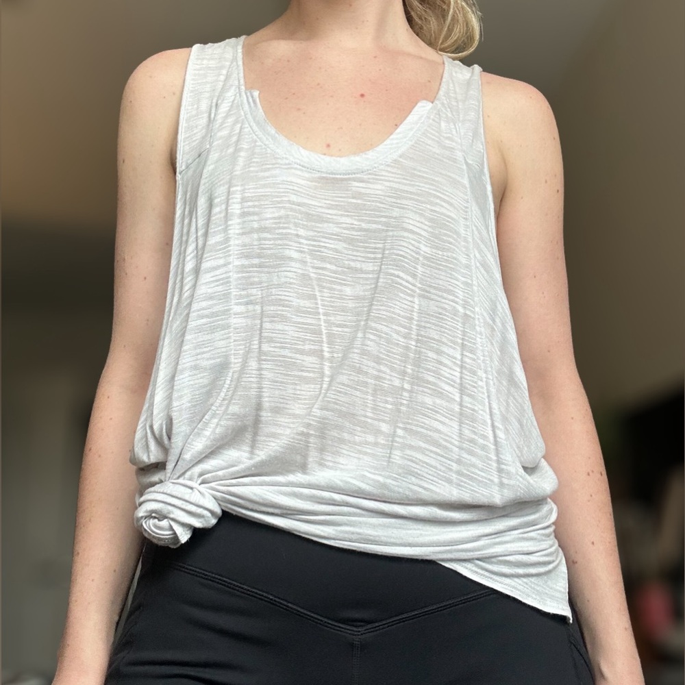 BCBG gray flowy tunic M